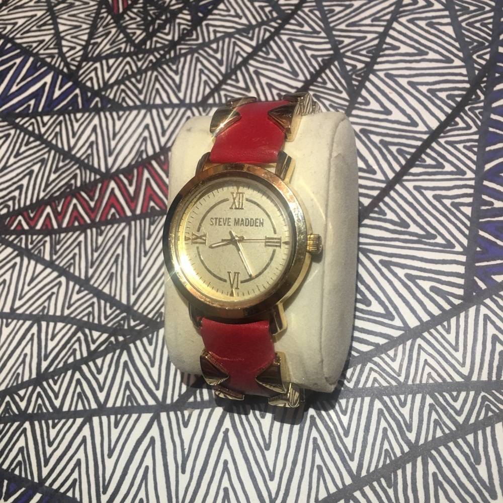 New Gold Steve Madden Watch/SALE